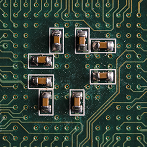 三星貼片電容代理商需要了解電容嗎？